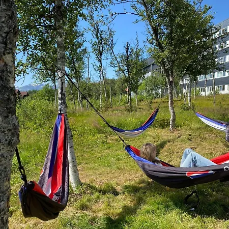 Appartamento Sentrum, Terrasse Og Innendors Parkering *