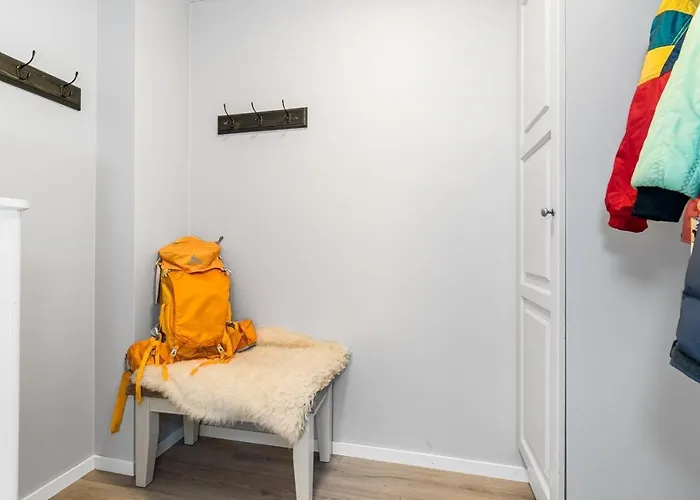 Apartamento Sentrum, Terrasse Og Innendors Parkering *