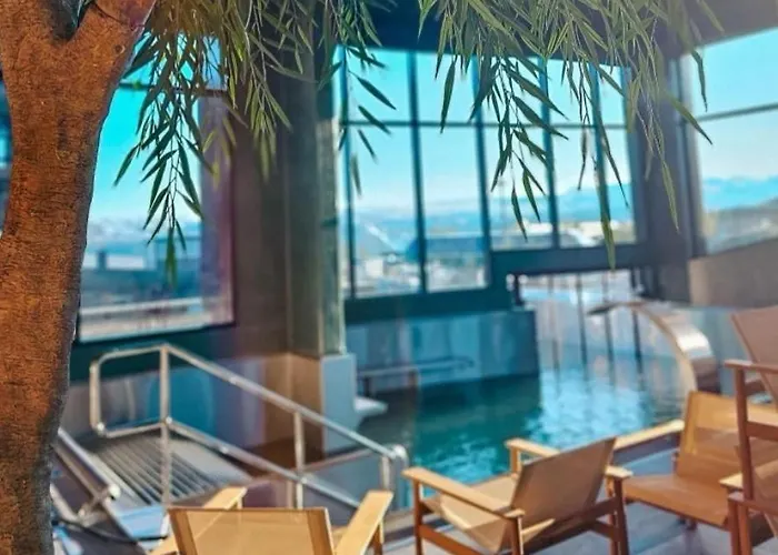 Beitostølen Sentrum, Terrasse Og Innendørs Parkering Leilighet